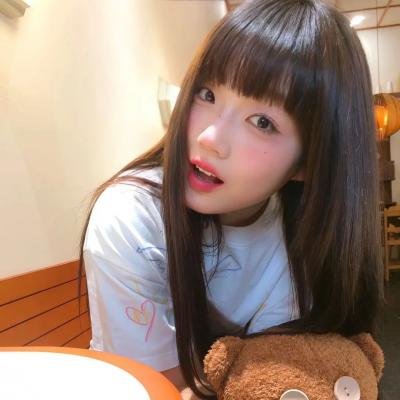 弱比少男闯女校